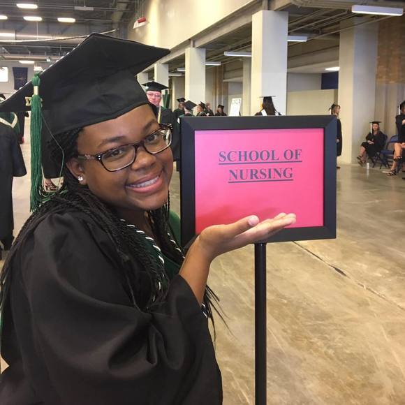 Meet your Posher, Amberly - Picture 1 of 1